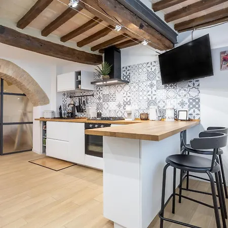 Mari Flat - Posto Auto E Metro - Italywego Perugia