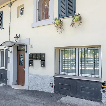 Mari Flat - Posto Auto E Metro - Italywego Апартаменты *