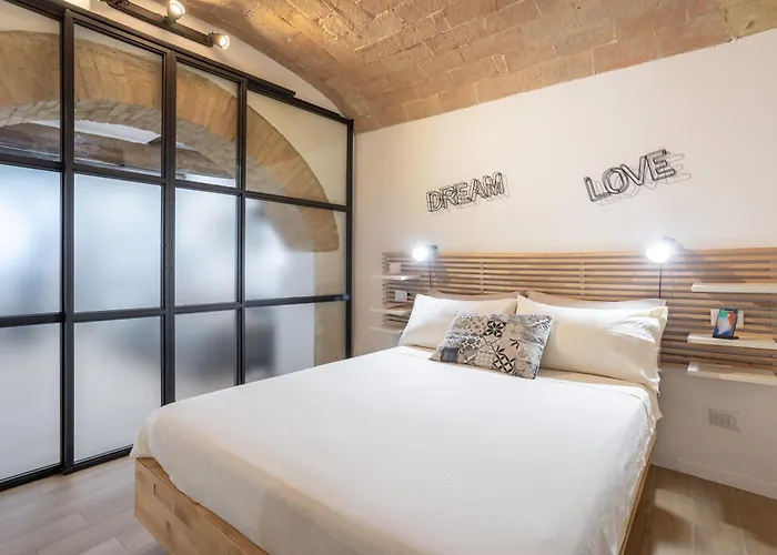 Mari Flat - Posto Auto E Metro - Italywego